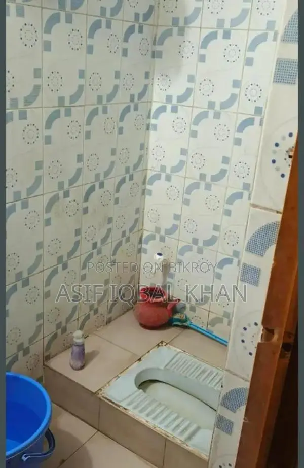 মিরপুর ১১ এলাকায় ড্রয়িং রুমে একটি ব্যাচেলর সিট ভাড়া হবে।