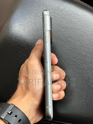 গুগল পিক্সেল ৮ . (ব্যবহৃত)