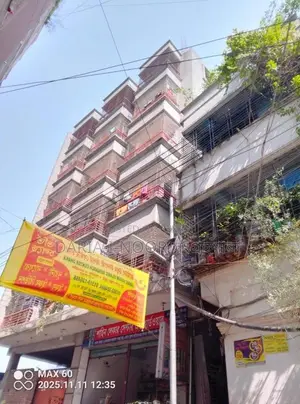 সাতারকুলে Lift সুবিধা সহ চার কাঠা জমিতে ছয় তলা বাড়ী বিক্রি
