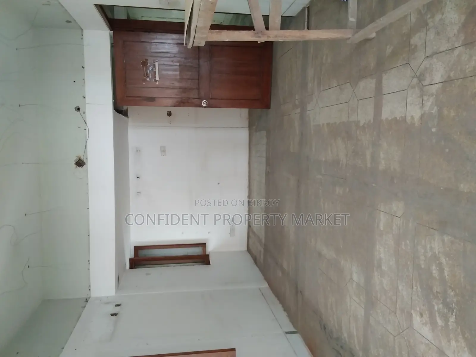 বনানীতে ৩য়, ৪র্থ, ৫ম তলায় বাণিজ্যিক স্পেস ভাড়া হবে