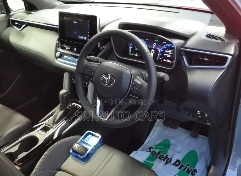 Toyota Corolla Cross Z Nardo Grey 2024