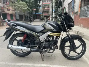 Mahindra Centuro 2015