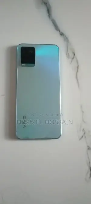 Vivo Y33s . (Used)