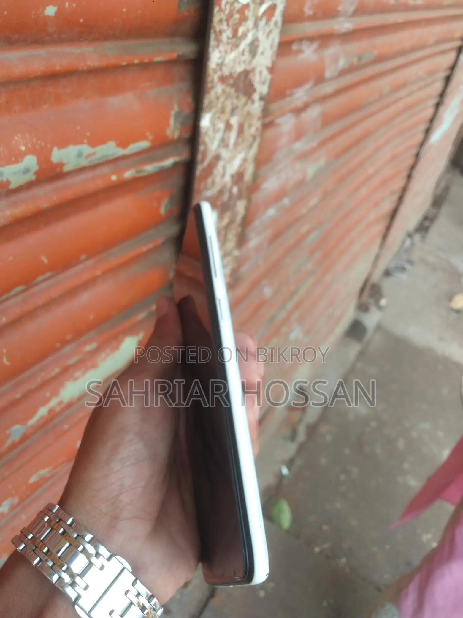 Samsung Galaxy A30s well (Used)