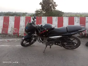 Bajaj Pulsar 135 . 2011