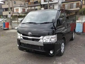Toyota Hiace GL Black 2021