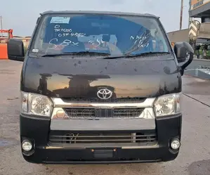 Toyota Hiace GL Black 2021