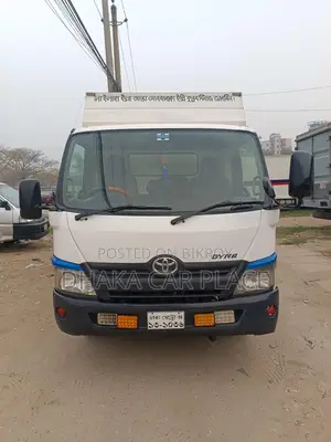 Toyota Dyna Covered Van 2015