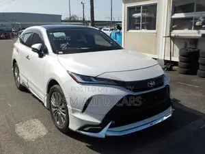 Toyota Harrier Non Hybrid Z Pearl 2021