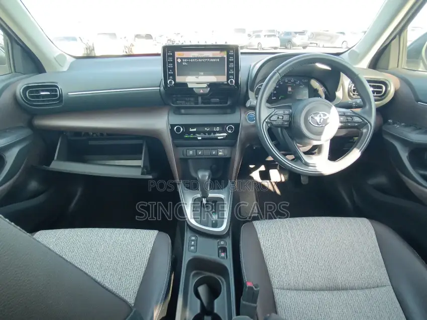 Toyota Yaris Cross Z PKG 360 Camera 2021