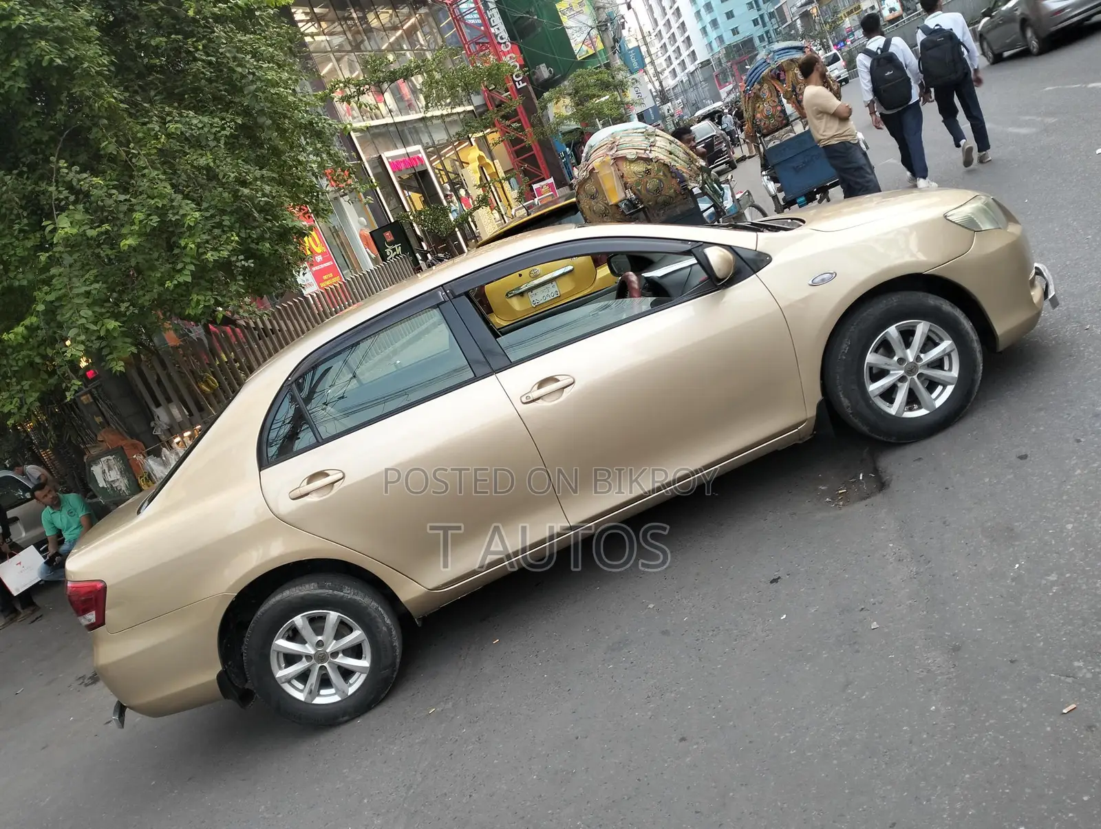 Toyota Axio old shape 2011