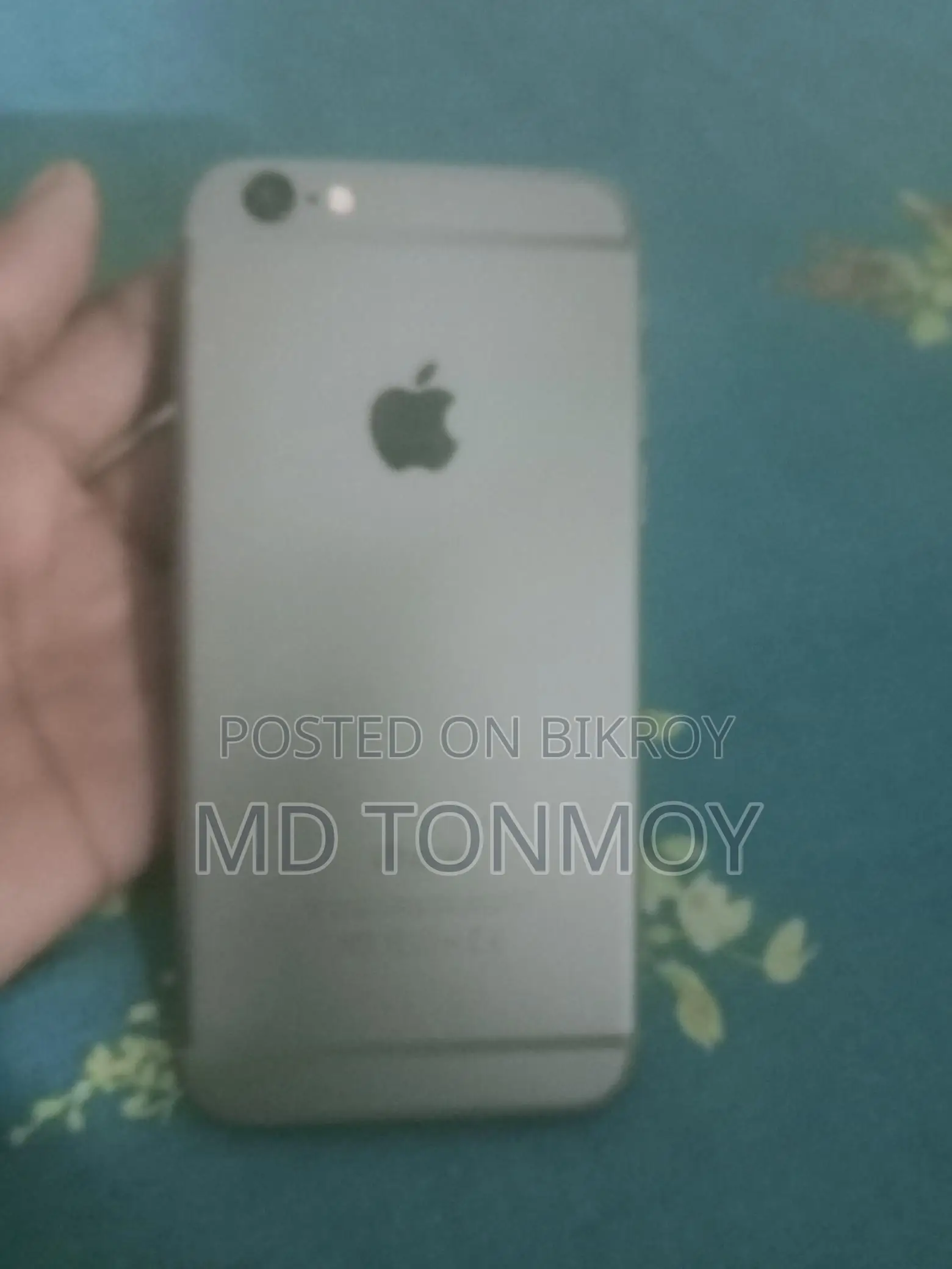 Apple iPhone 6 . (Used)