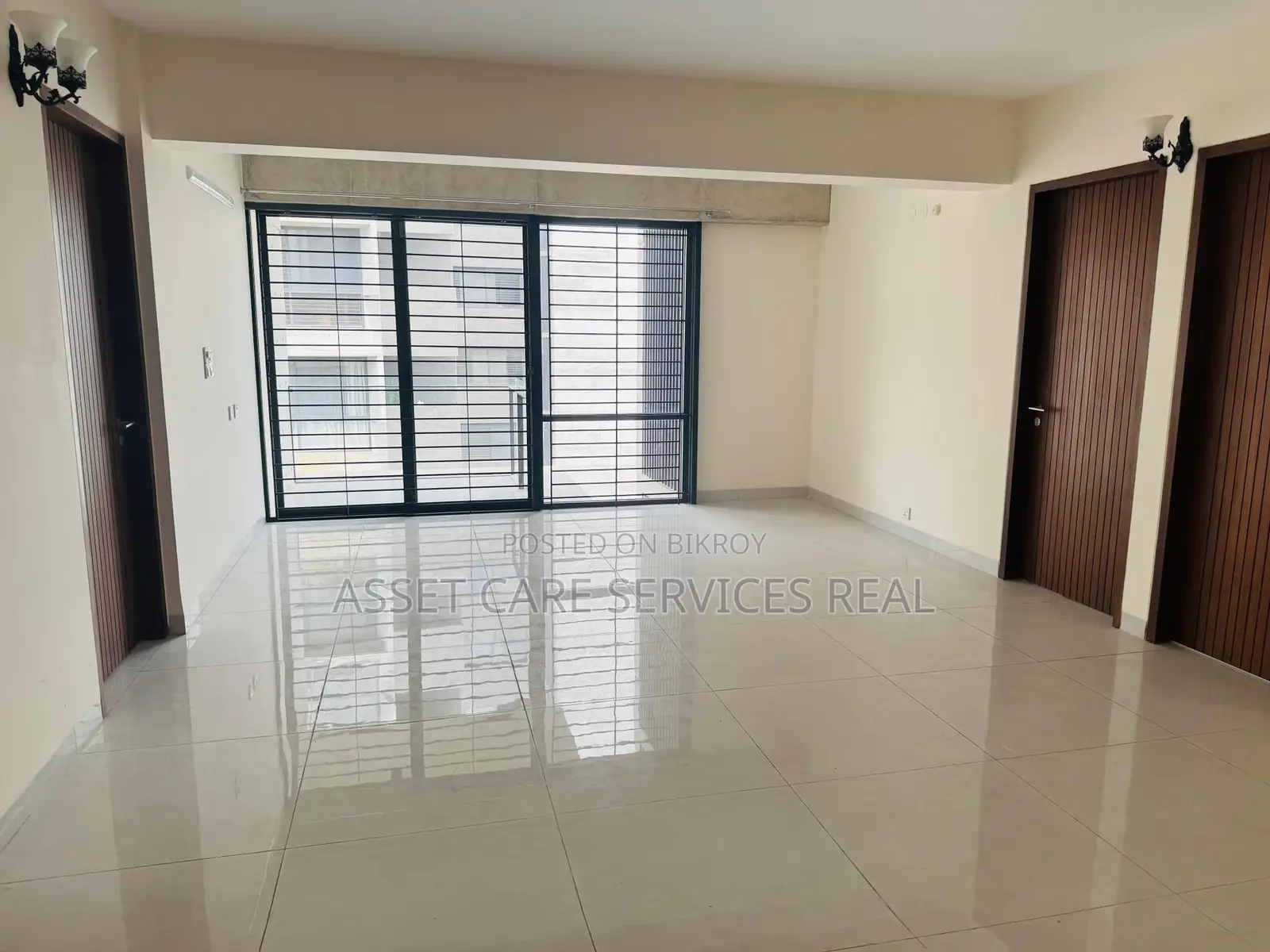4 Bedroom Exclusive Brand New Flat Sale @ Gulshan 1