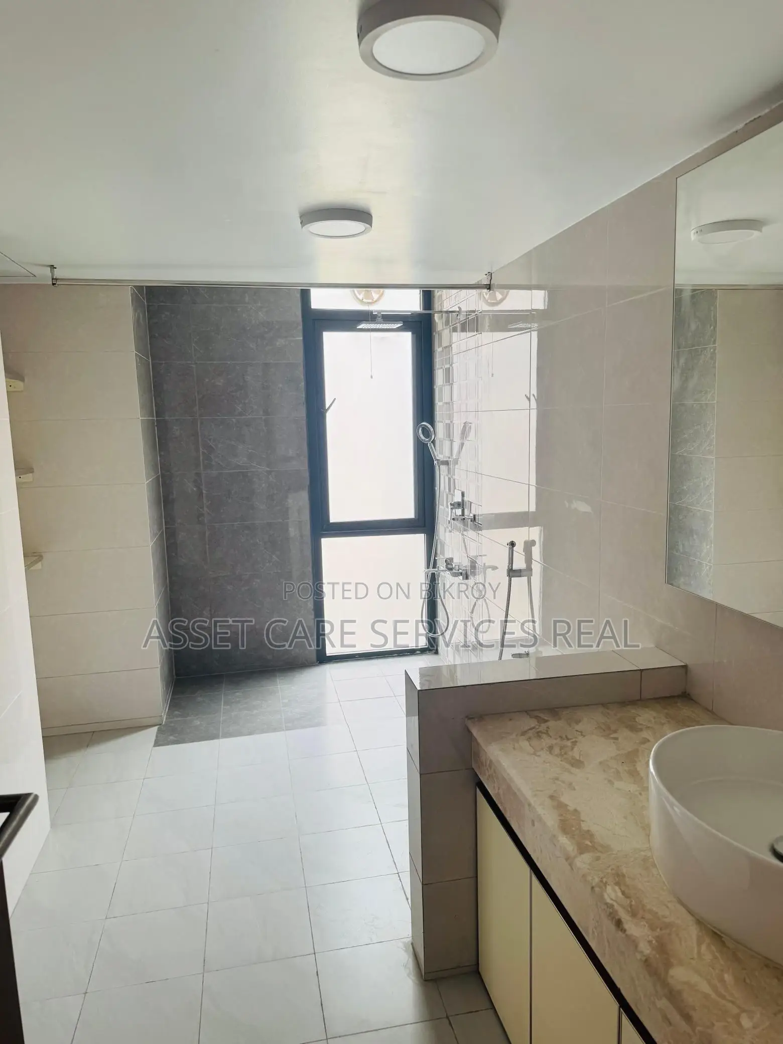 4 Bedroom Exclusive Brand New Flat Sale @ Gulshan 1