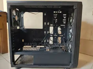 Thermaltake Versa J23 Mid-Tower Casing