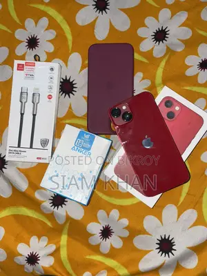 Apple iPhone 13 (Used)