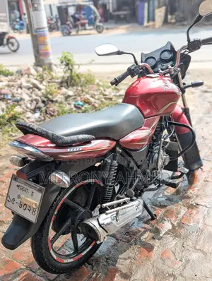 Bajaj Discover 100 . 2014