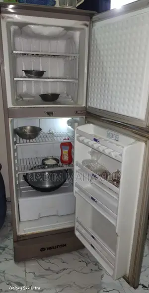 Walton 13 Cft Frost Fridge