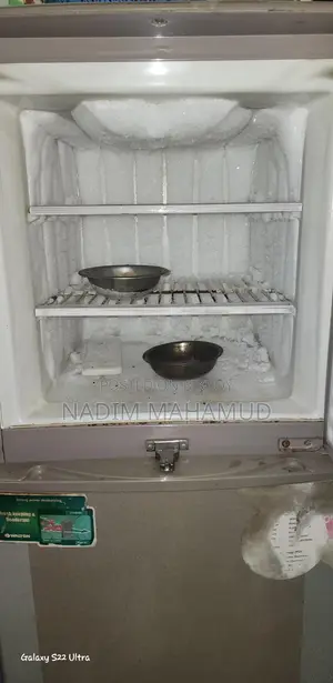 Walton 13 Cft Frost Fridge