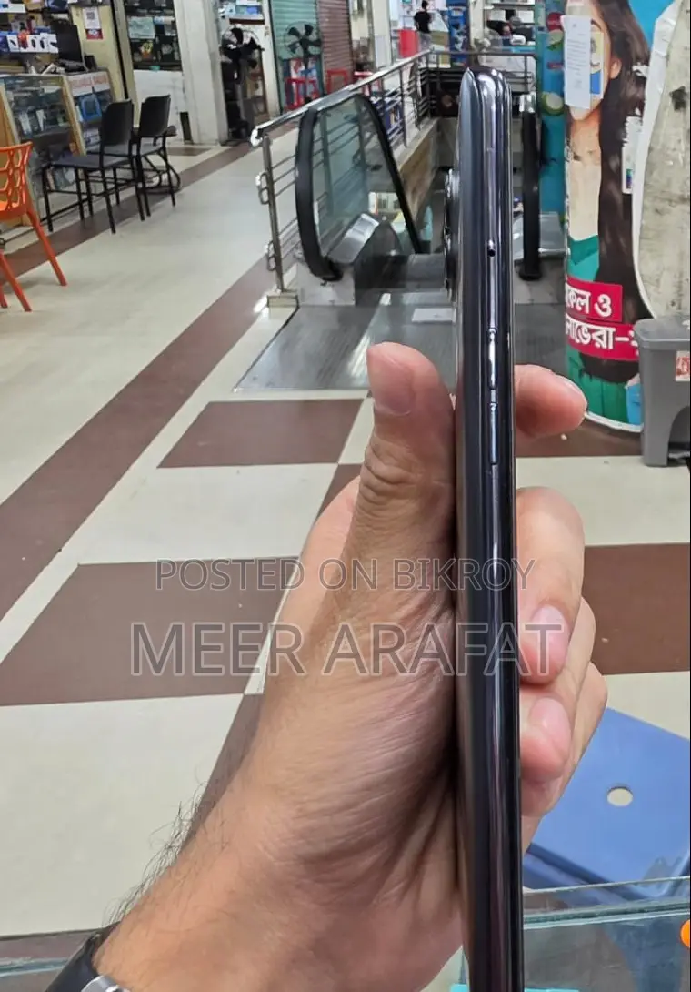 OPPO F17 Pro (ব্যবহৃত)