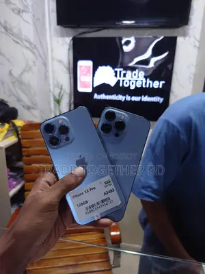 Apple iPhone 13 Pro . (Used)
