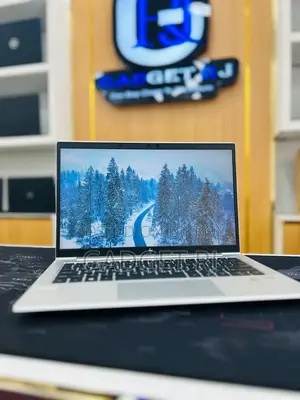 Business Series Laptop Hp EliteBook 830 G7