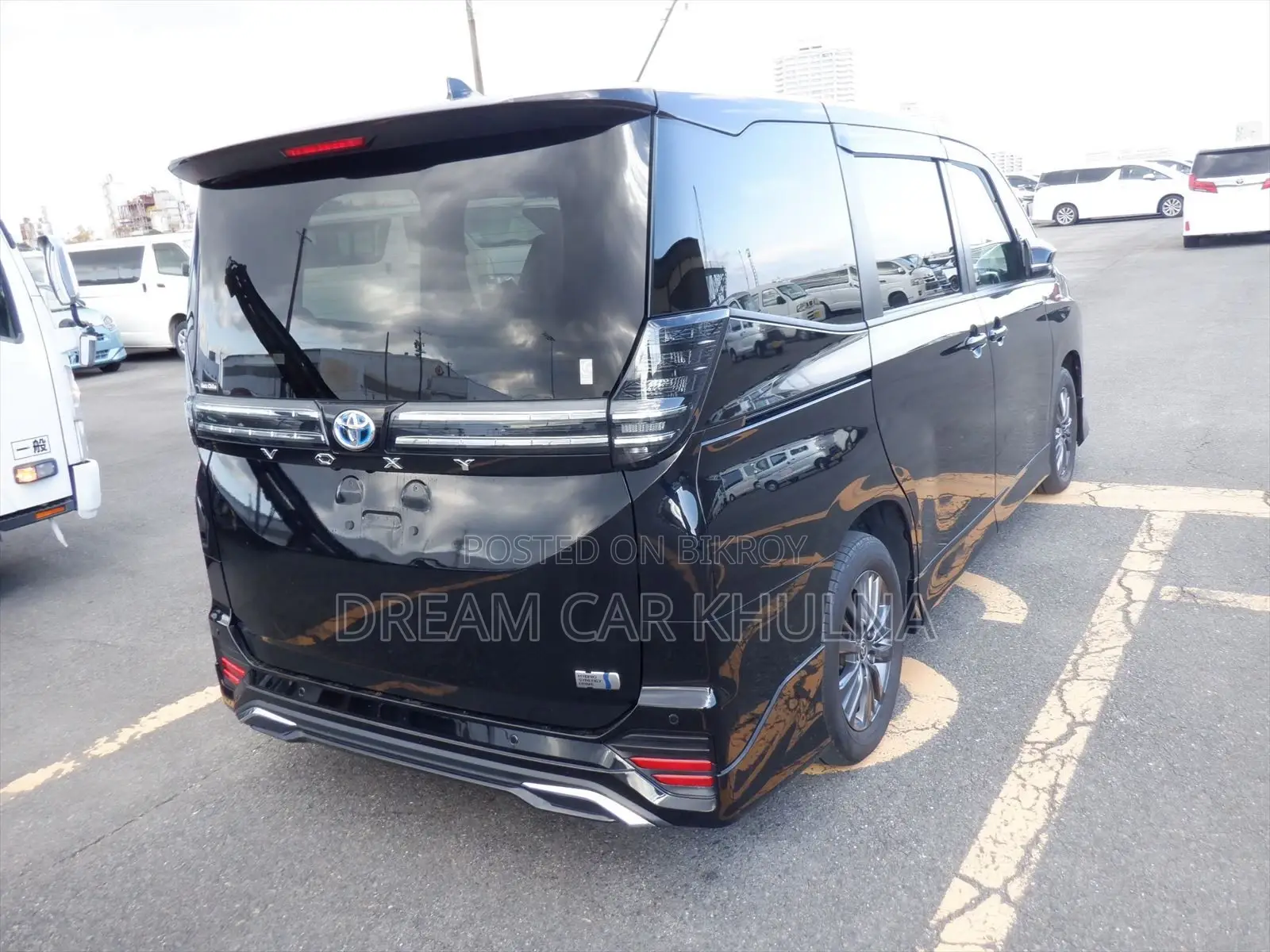 Toyota Voxy SG Hyb Black 2022