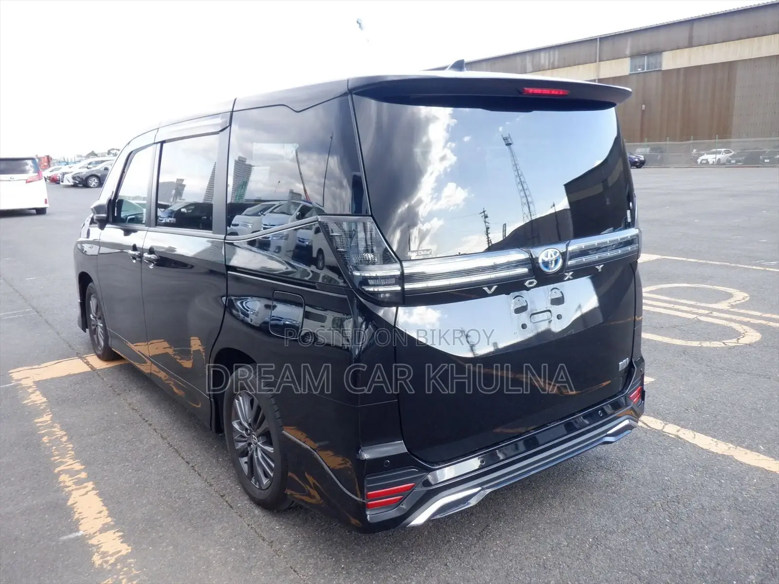 Toyota Voxy SG Hyb Black 2022