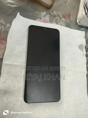 Vivo Y18 6/128 (ব্যবহৃত)
