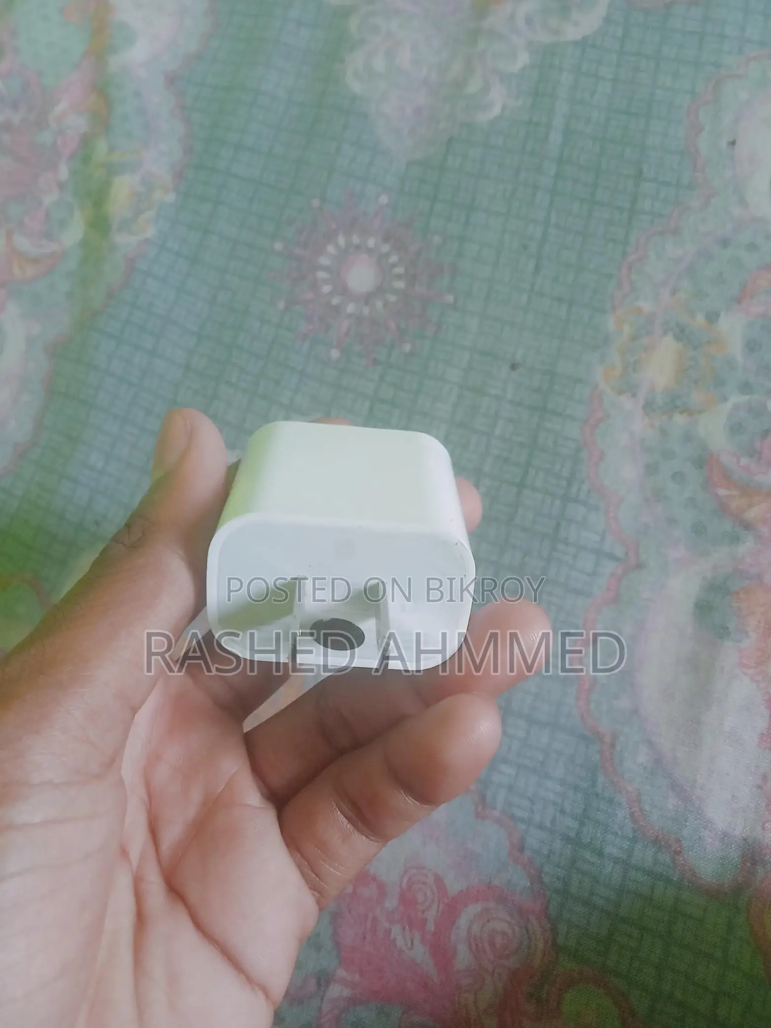 iPhone চার্জার
