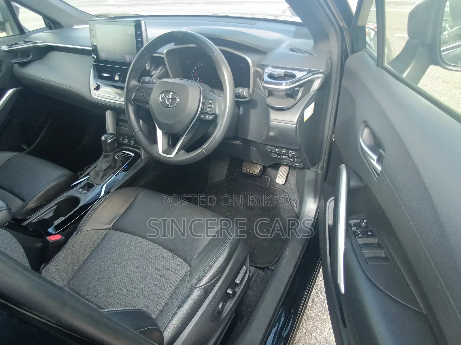 Toyota Corolla Cross Z PKG HARDTOP KIT 2020