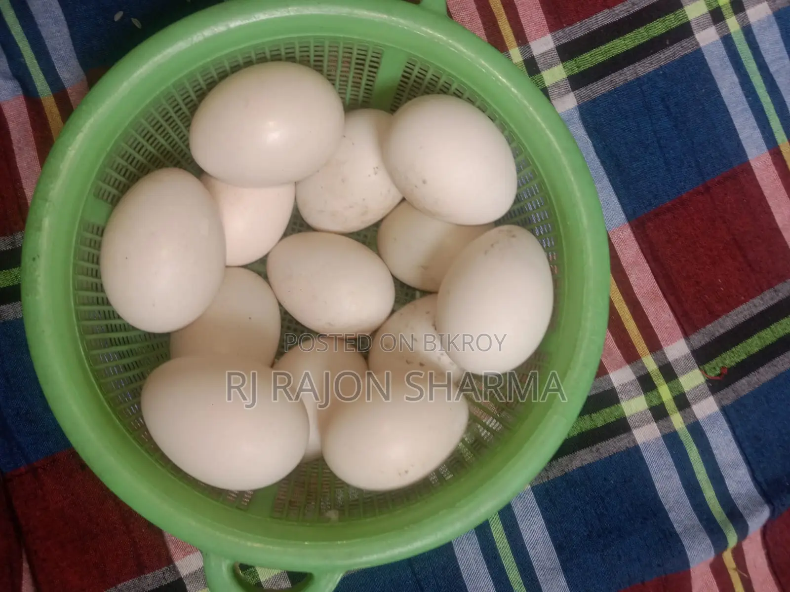 সাদা চিনা হাসের ডিম বিক্রি
