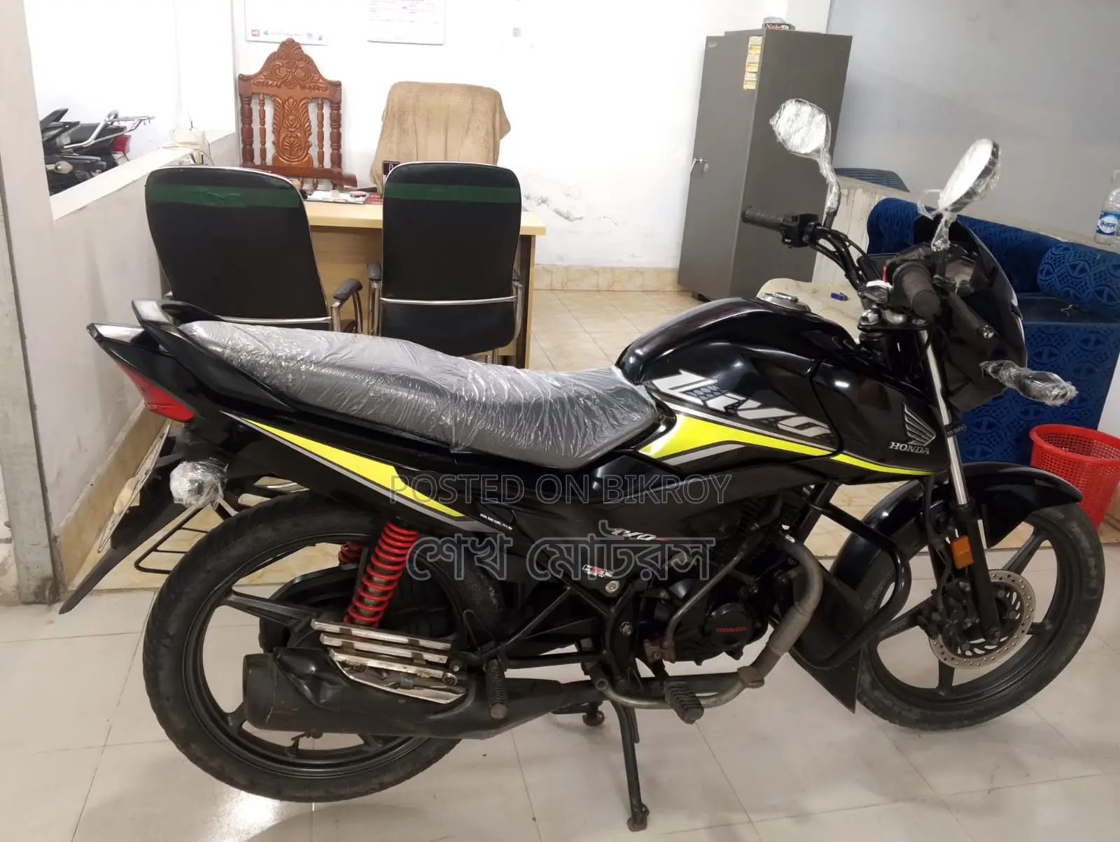 Honda black 2022