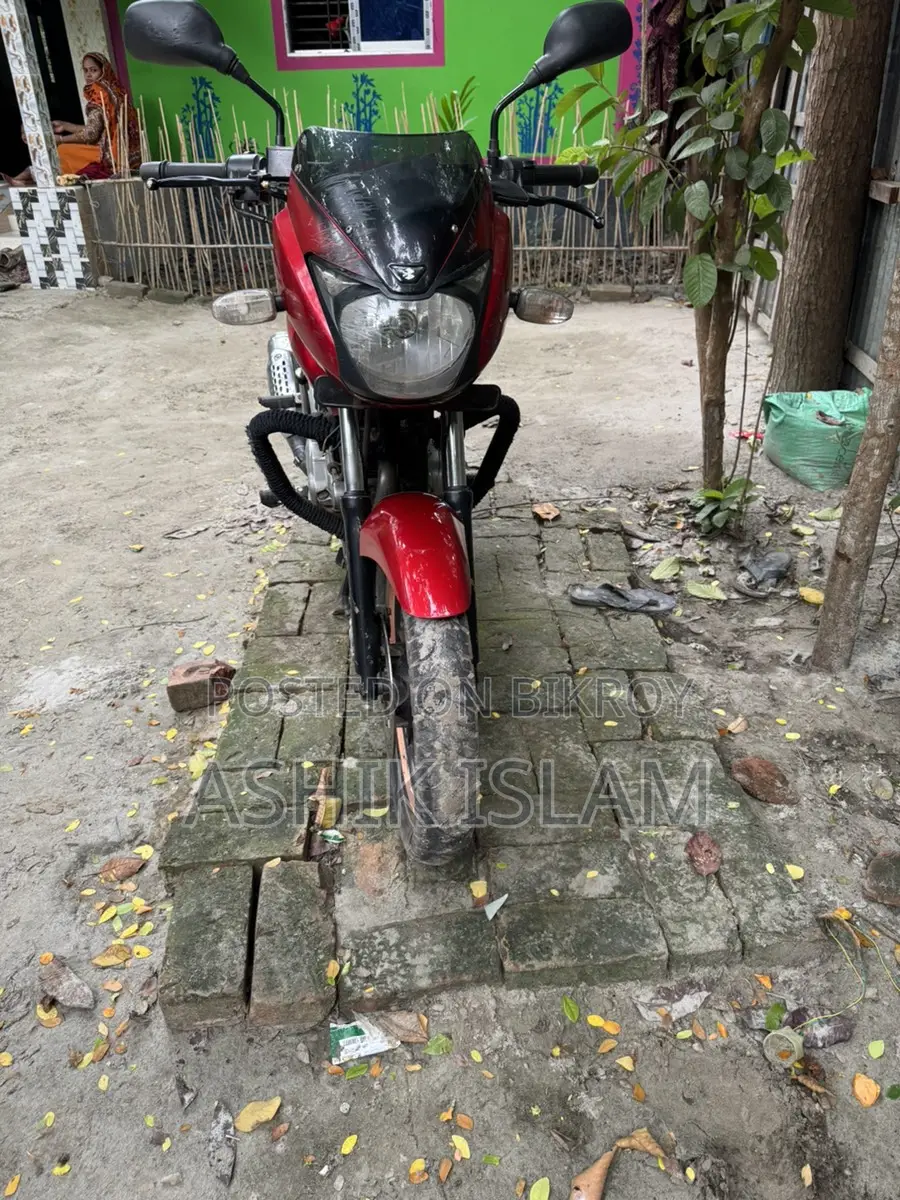 Bajaj Pulsar 150 2014