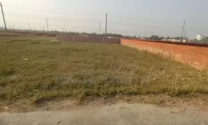 06 katha South Facing Plot in N Block, Bashundhara For Sale.