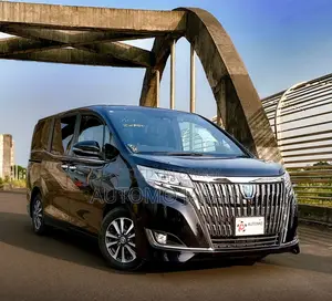 Toyota Esquire GI Premium 2020