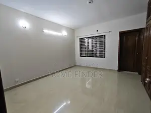 Good Quality 2550Sqft 3 Bed Un-Furnished Apartment For Rent In Gulshan 2