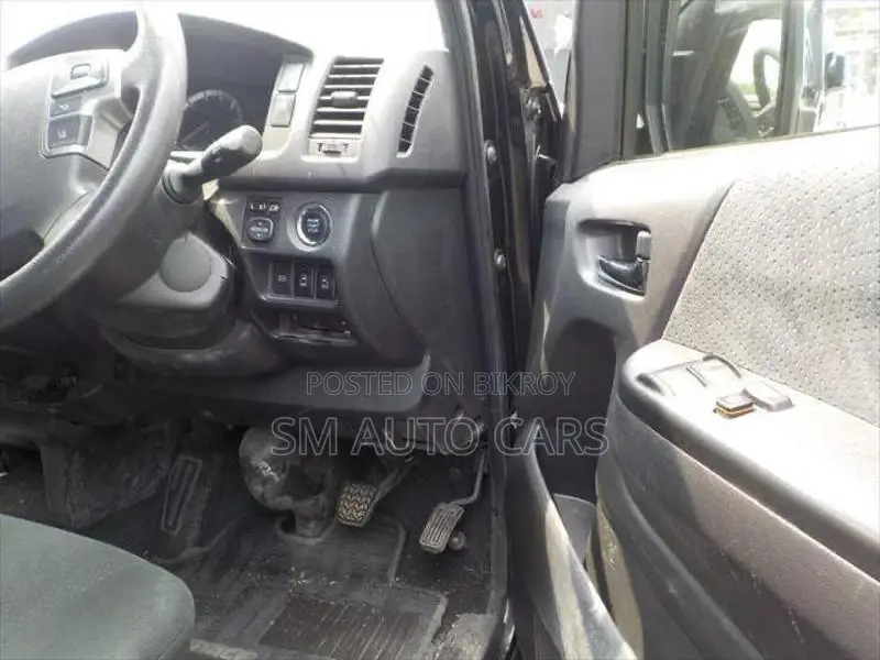 Toyota Hiace Super GL Black 2020
