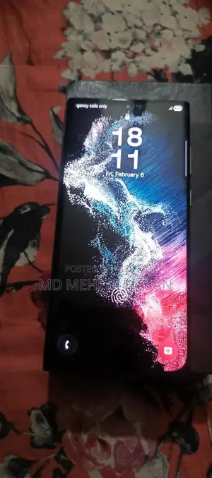 Samsung Galaxy S22 Ultra . (Used)