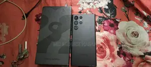 Samsung Galaxy S22 Ultra . (Used)