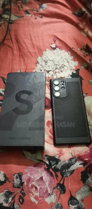 Samsung Galaxy S22 Ultra . (Used)