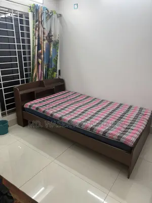 Semi Double Bed