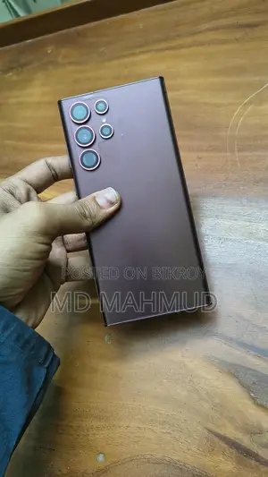 Samsung Galaxy S22 Ultra . (Used)