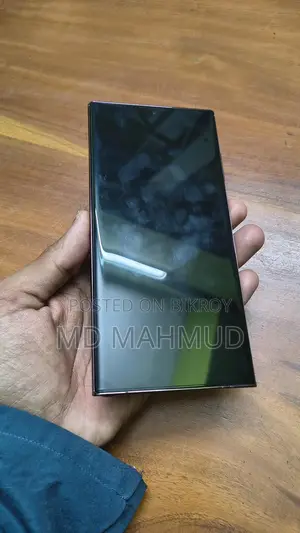 Samsung Galaxy S22 Ultra . (Used)