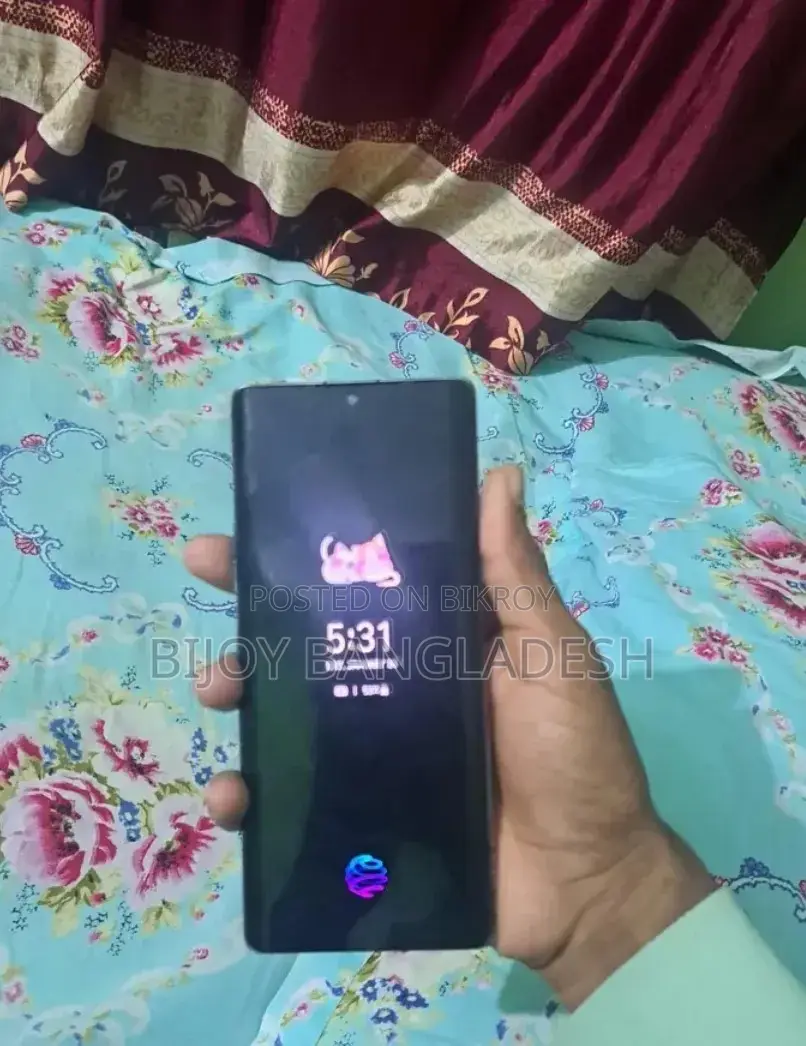 LG Velvet 5G . (ব্যবহৃত)