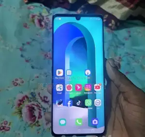 LG Velvet 5G . (ব্যবহৃত)