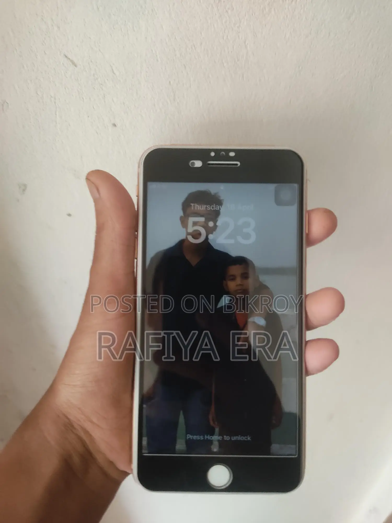Apple iPhone 8 Plus (Used)