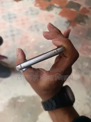 Samsung Galaxy A5 . (Used)