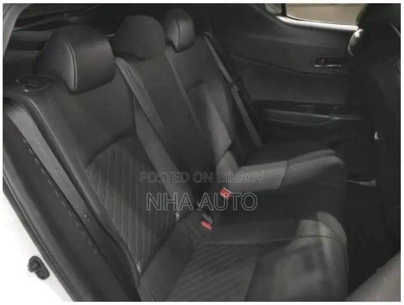 Toyota C-HR G MODE NERO 2021