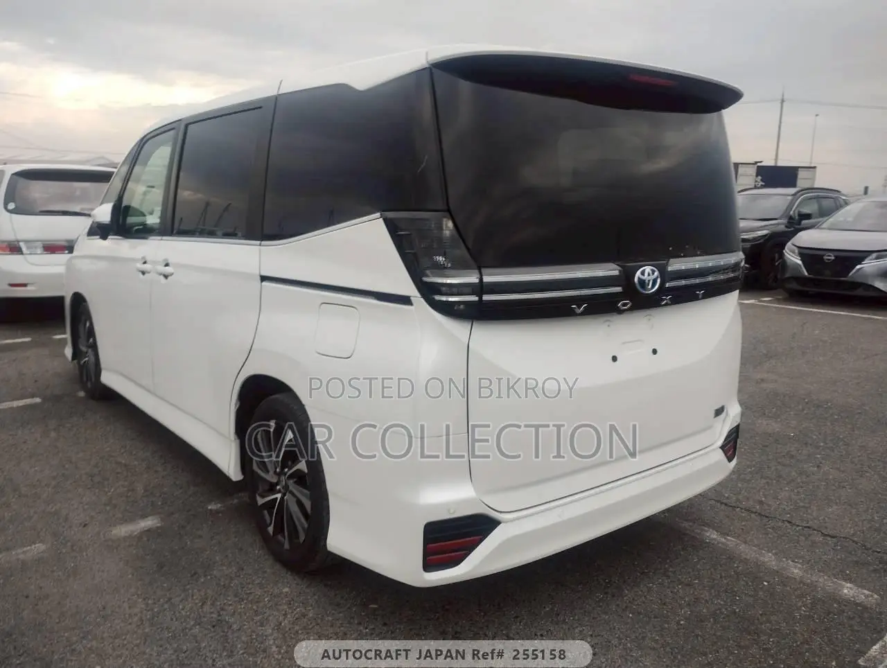 Toyota Voxy S-Z, PEARL 2024